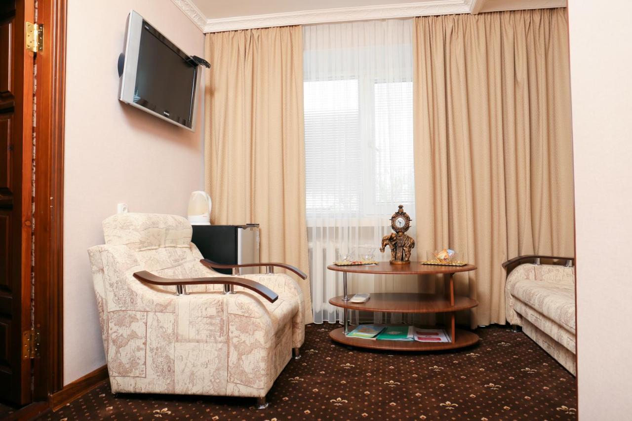 Green City Hotel ムィコラーイウ エクステリア 写真