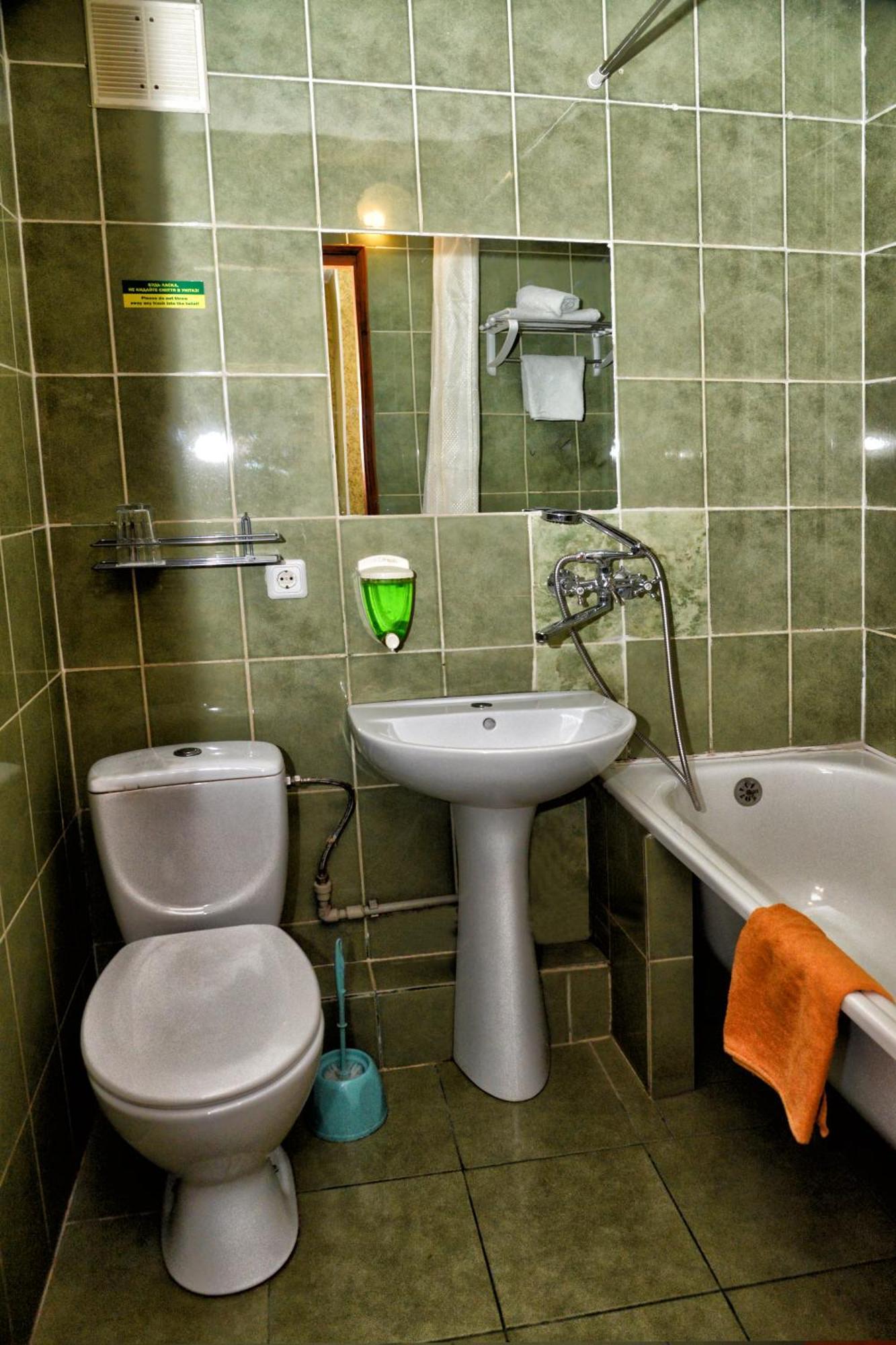Green City Hotel ムィコラーイウ エクステリア 写真